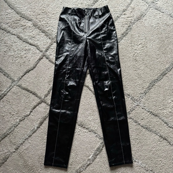 Aritzia Sunday Best Tessy faux leather moto Pants high rise slim leg small - Picture 2 of 12